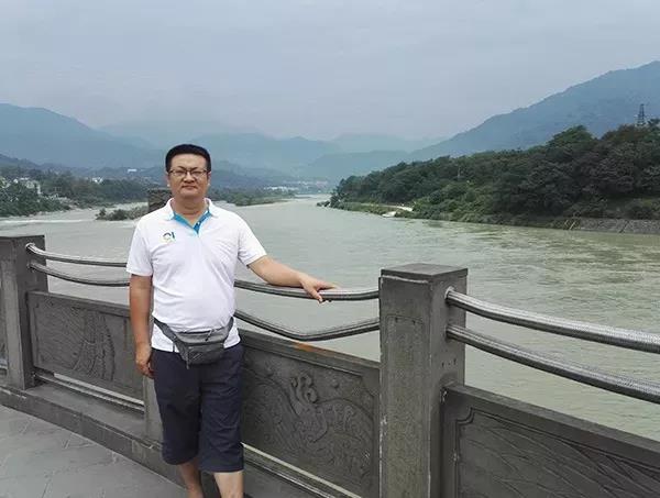 曹言锋.jpg
